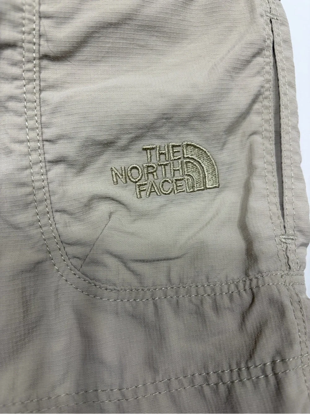 The North Face Mens Large Khaki Cargo Hiking Shorts Ripstop Nylon Outdoor Travel